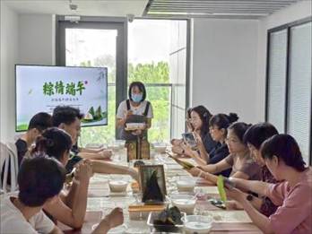 f0ccde96471fb0661a7d44d6beeafacb